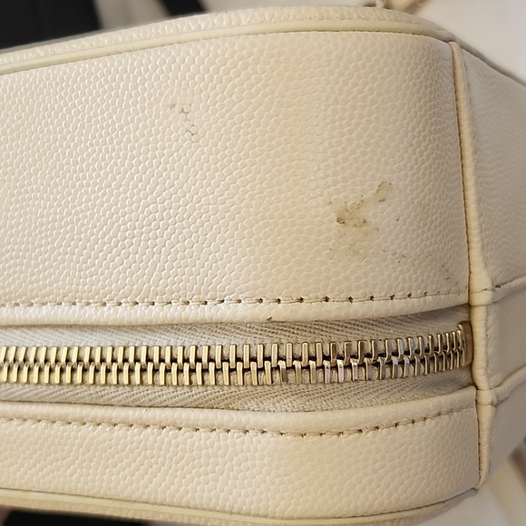 EUC Chanel Caviar Medium Vanity Case Off White/Silver Hardware - Picture 9 of 9